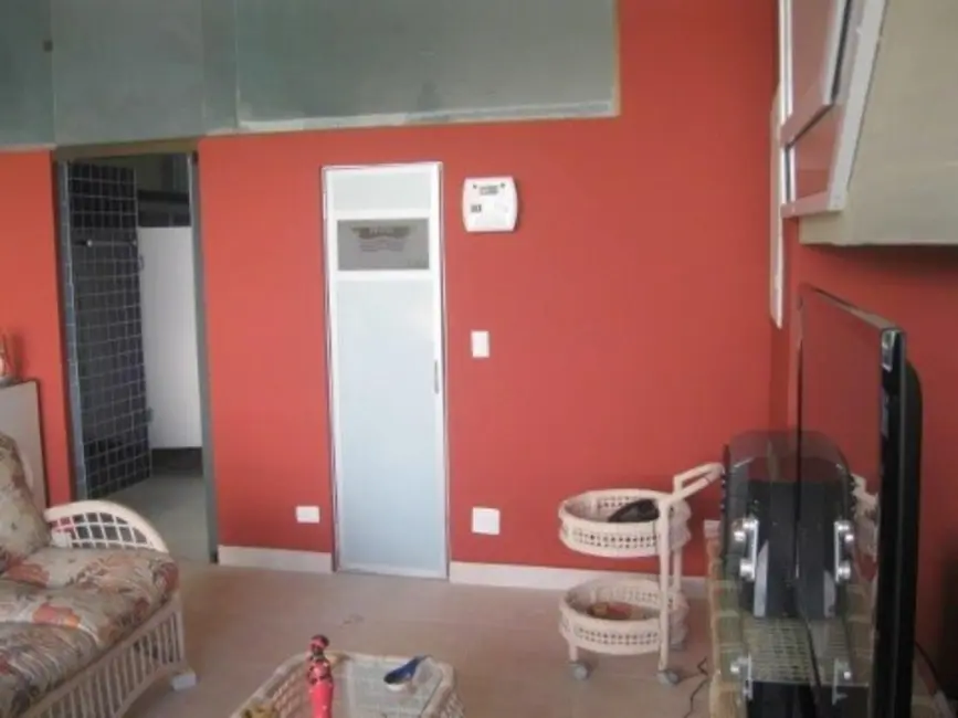 Casa de Condomínio com 5 quartos à venda, 1200m2 em Enseada, Guaruja - SP - imagem 6 Foto 6 de Casa de Condomínio com 5 quartos à venda, 1200m2 em Enseada, Guaruja - SP