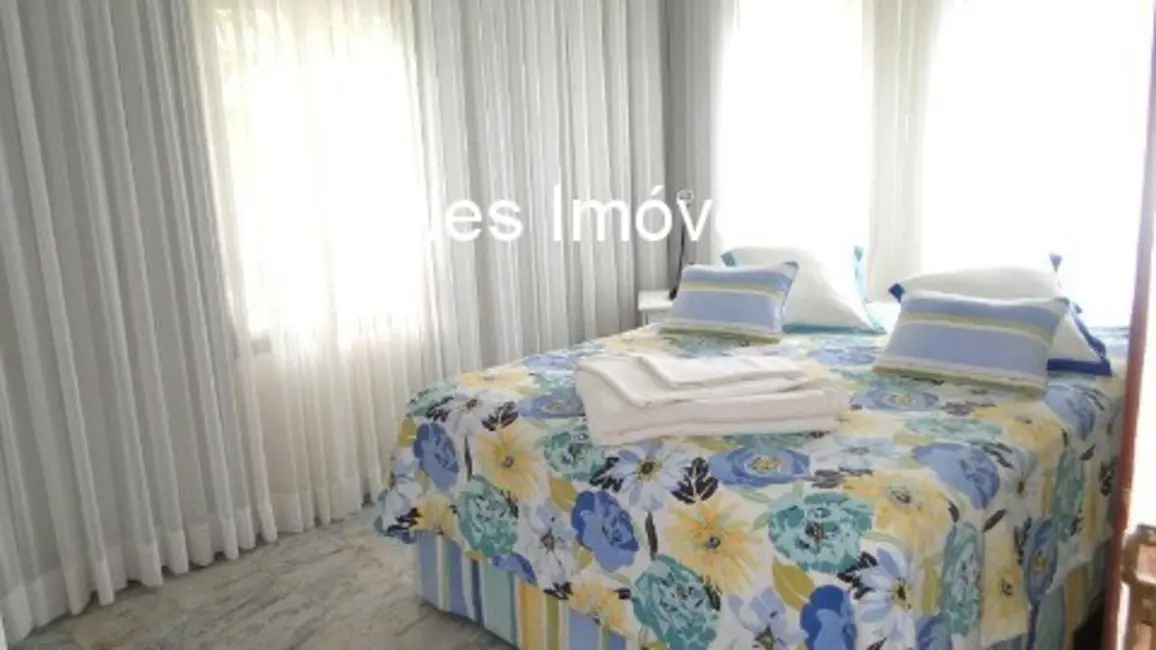 Foto 9 de Apartamento com 3 quartos à venda, 200m2 em Enseada, Guaruja - SP