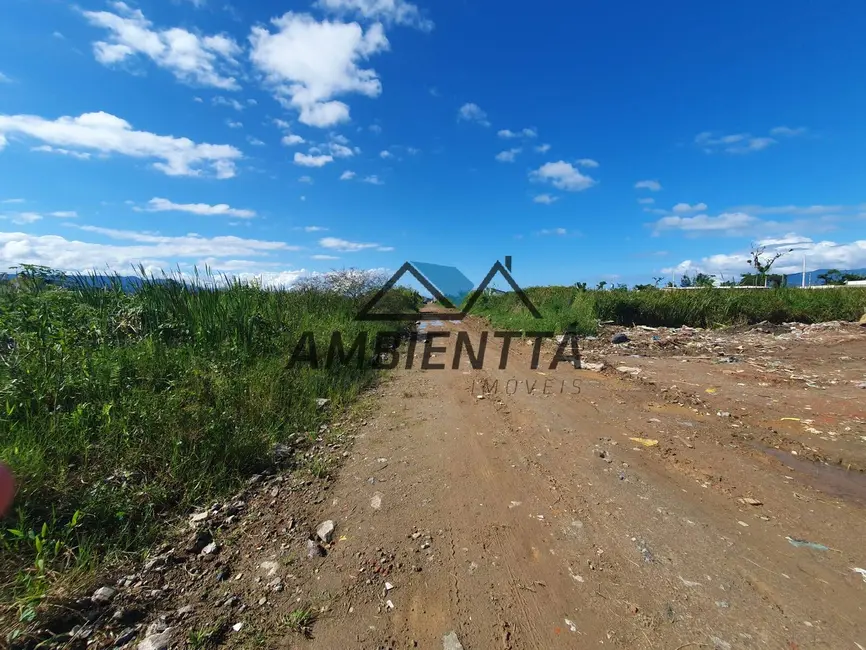 Foto 4 de Terreno / Lote à venda, 144m2 em Balneário dos Golfinhos, Caraguatatuba - SP
