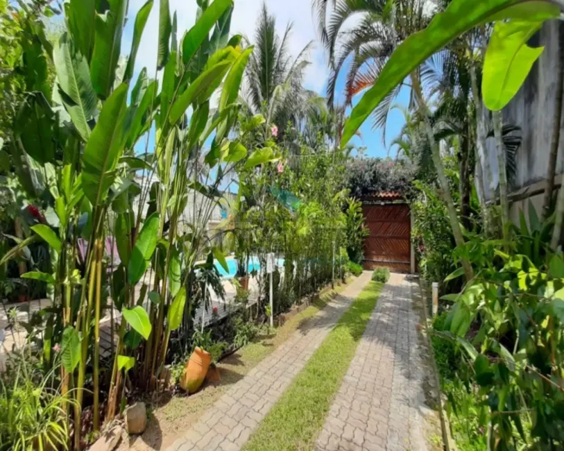 Foto 1 de Casa com 3 quartos à venda, 270m2 em Jardim Brasil, Caraguatatuba - SP