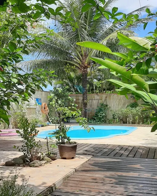 Foto 4 de Casa com 3 quartos à venda, 270m2 em Jardim Brasil, Caraguatatuba - SP