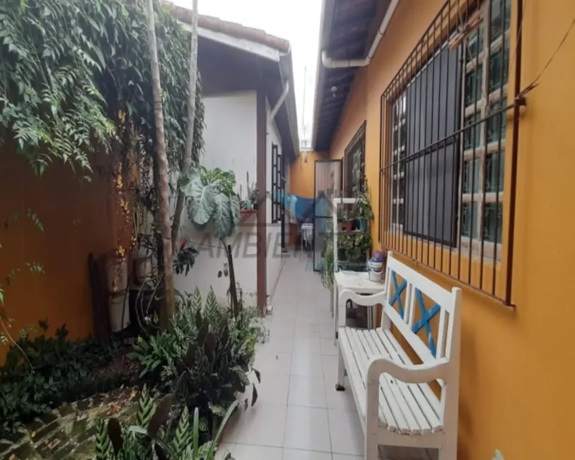 Foto 7 de Casa com 3 quartos à venda, 270m2 em Jardim Brasil, Caraguatatuba - SP