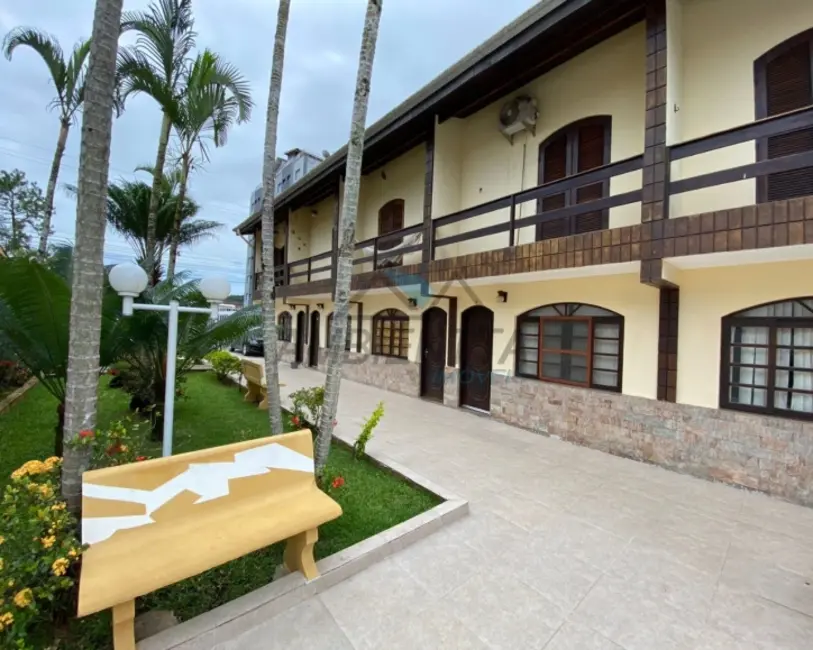 Foto 3 de Sobrado com 2 quartos à venda, 76m2 em Martim de Sá, Caraguatatuba - SP