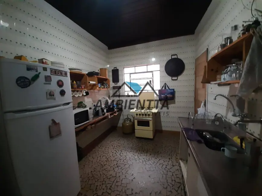 Foto 9 de Casa com 5 quartos à venda, 313m2 em Jardim Primavera, Caraguatatuba - SP