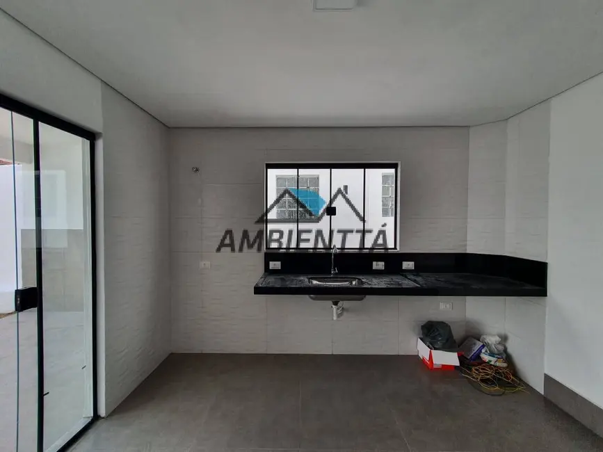 Foto 8 de Sobrado com 3 quartos à venda, 103m2 em Caraguatatuba - SP