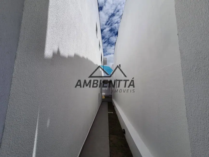 Foto 4 de Sobrado com 3 quartos à venda, 103m2 em Caraguatatuba - SP