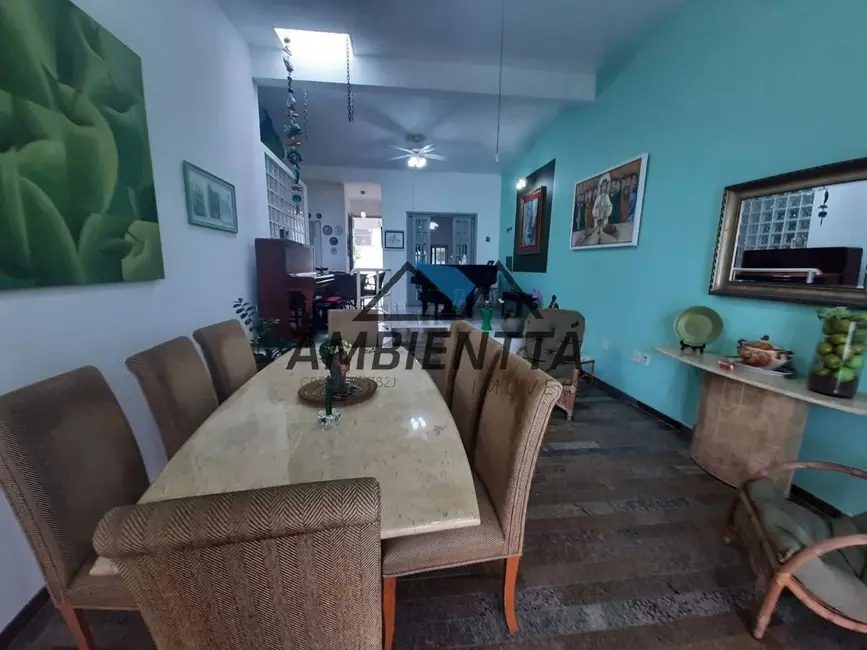 Foto 3 de Casa com 3 quartos à venda, 430m2 em Martim de Sá, Caraguatatuba - SP