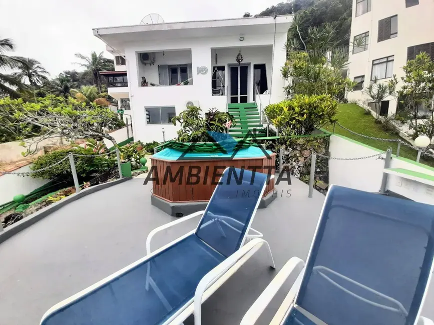 Foto 1 de Casa com 3 quartos à venda, 430m2 em Martim de Sá, Caraguatatuba - SP