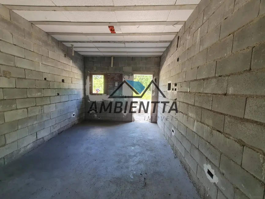 Foto 5 de Sobrado com 2 quartos à venda, 80m2 em Caraguatatuba - SP