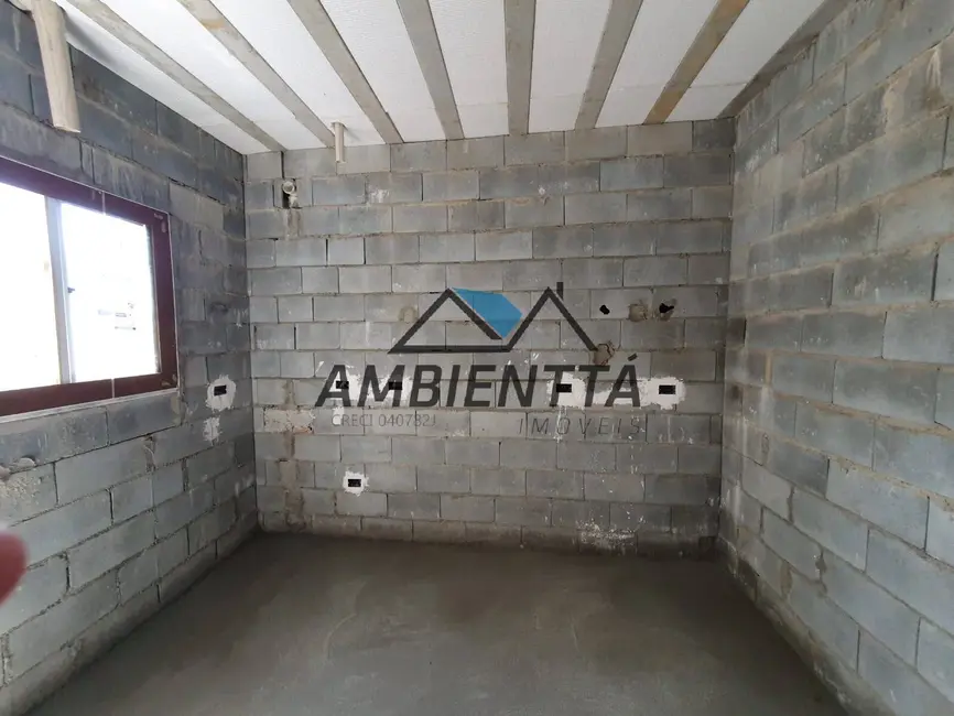 Foto 7 de Sobrado com 2 quartos à venda, 80m2 em Caraguatatuba - SP