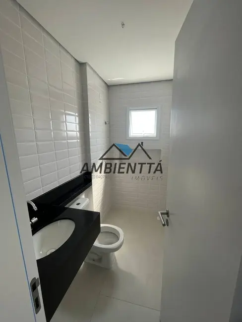 Foto 8 de Apartamento com 2 quartos à venda, 77m2 em Jardim Britânia, Caraguatatuba - SP
