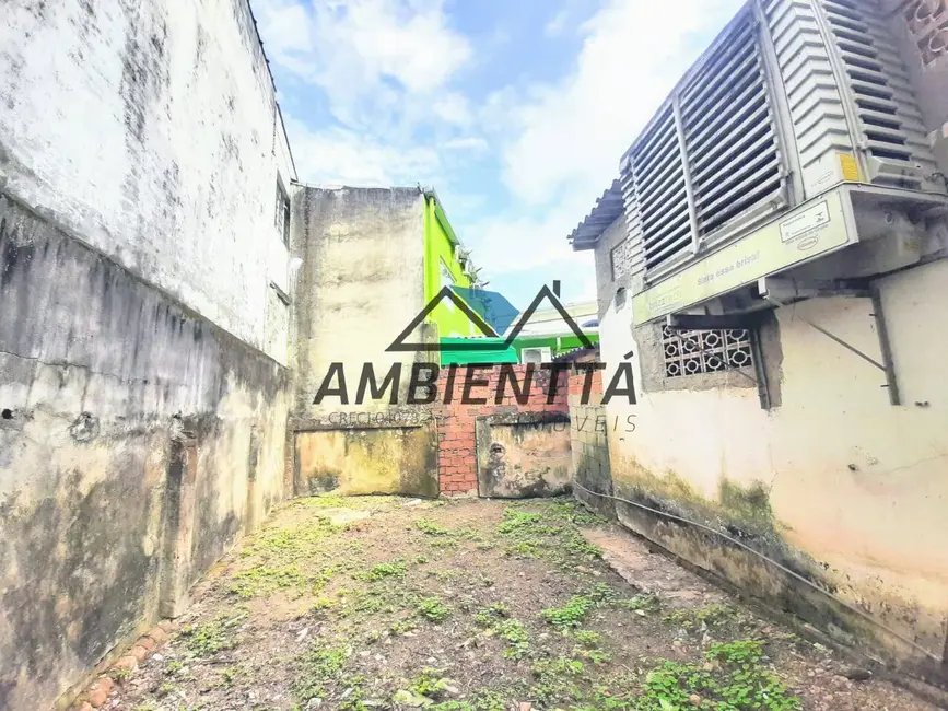 Sala Comercial à venda, 111m2 em Centro, Caraguatatuba - SP - imagem 6 Foto 6 de Sala Comercial à venda, 111m2 em Centro, Caraguatatuba - SP