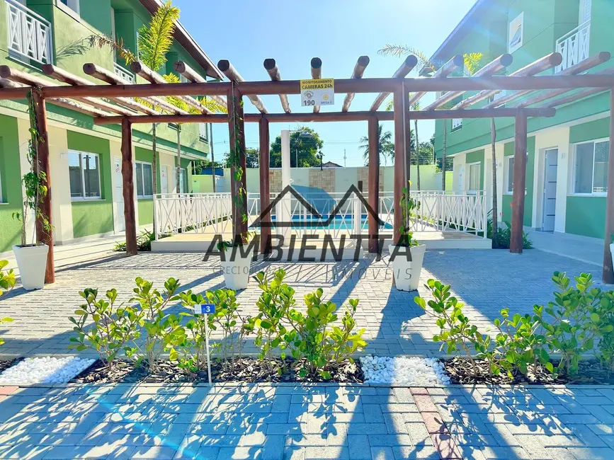 Foto 8 de Sobrado com 2 quartos à venda, 84m2 em Recanto Som do Mar, Caraguatatuba - SP