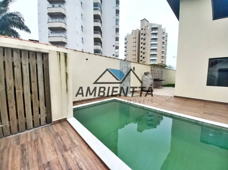 Foto 4 de Sobrado com 3 quartos à venda, 290m2 em Jardim Primavera, Caraguatatuba - SP