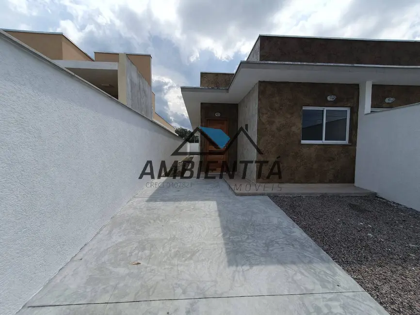 Foto 4 de Casa com 3 quartos à venda, 75m2 em Caraguatatuba - SP