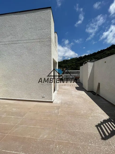 Foto 5 de Sobrado com 2 quartos à venda, 113m2 em Centro, Caraguatatuba - SP