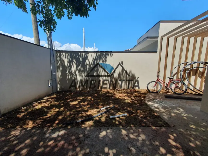 Foto 2 de Casa com 2 quartos à venda, 65m2 em Caraguatatuba - SP