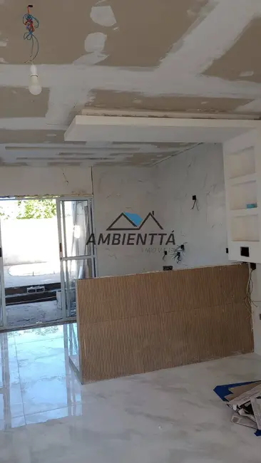 Foto 6 de Sobrado com 2 quartos à venda, 92m2 em Caraguatatuba - SP