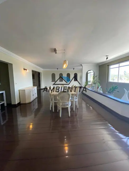 Foto 4 de Apartamento com 3 quartos para alugar, 270m2 em Centro, Caraguatatuba - SP