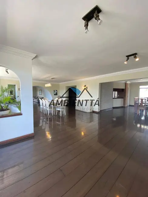 Foto 5 de Apartamento com 3 quartos para alugar, 270m2 em Centro, Caraguatatuba - SP