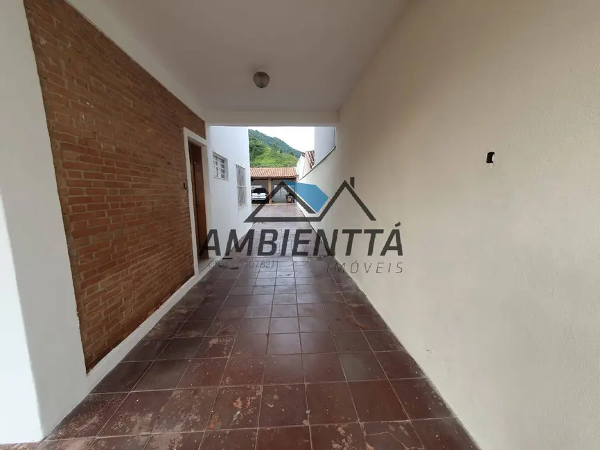 Foto 4 de Sobrado com 5 quartos à venda, 232m2 em Centro, Caraguatatuba - SP