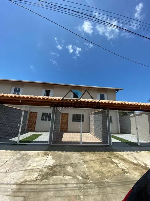 Foto 2 de Sobrado com 2 quartos à venda, 58m2 em Jardim Brasil, Caraguatatuba - SP