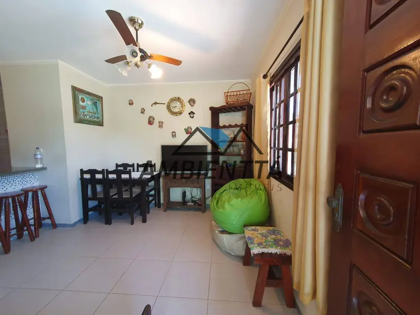 Casa com 3 quartos à venda, 70m2 em Martim de Sá, Caraguatatuba - SP - imagem 4 Foto 4 de Casa com 3 quartos à venda, 70m2 em Martim de Sá, Caraguatatuba - SP