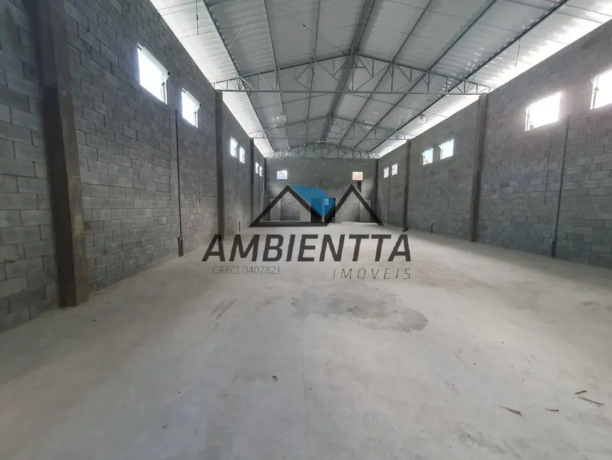 Foto 3 de Armazém / Galpão para alugar, 262m2 em Martim de Sá, Caraguatatuba - SP