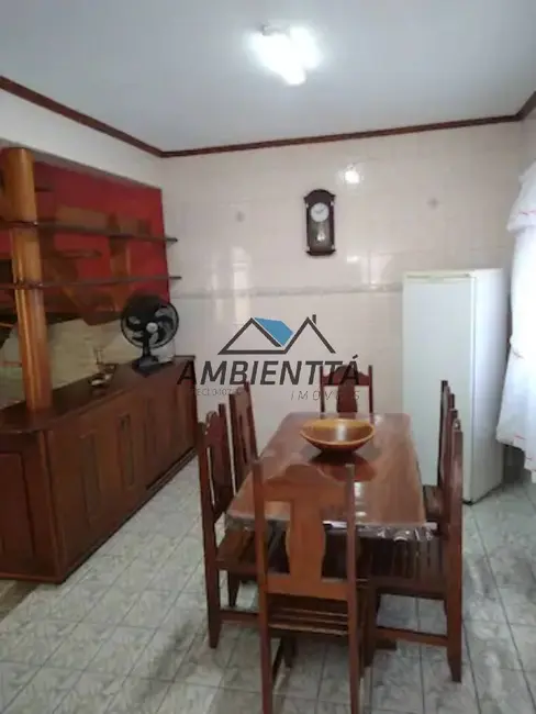 Foto 8 de Sobrado à venda, 230m2 em Balneário Forest, Caraguatatuba - SP