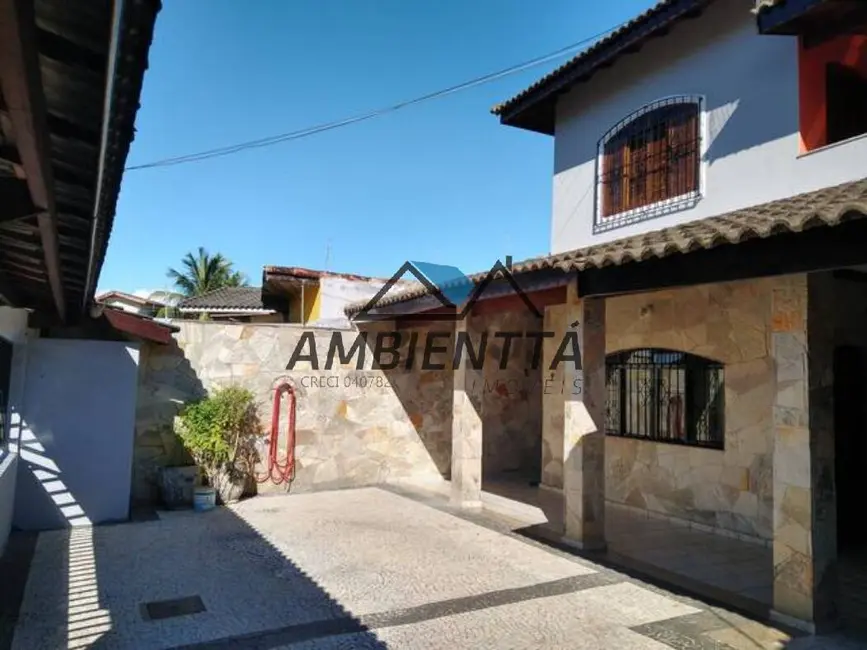 Foto 15 de Sobrado à venda, 230m2 em Balneário Forest, Caraguatatuba - SP