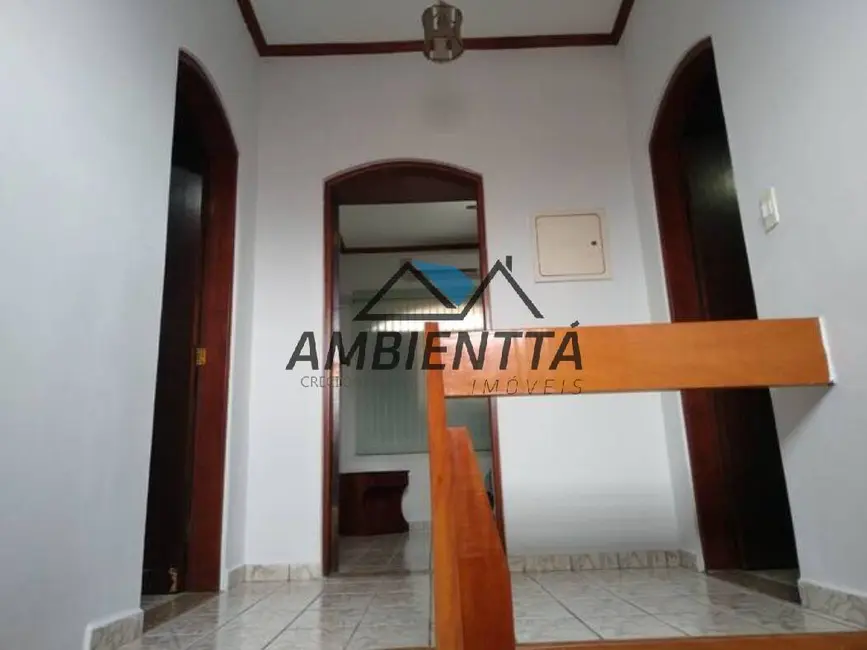 Foto 10 de Sobrado à venda, 230m2 em Balneário Forest, Caraguatatuba - SP