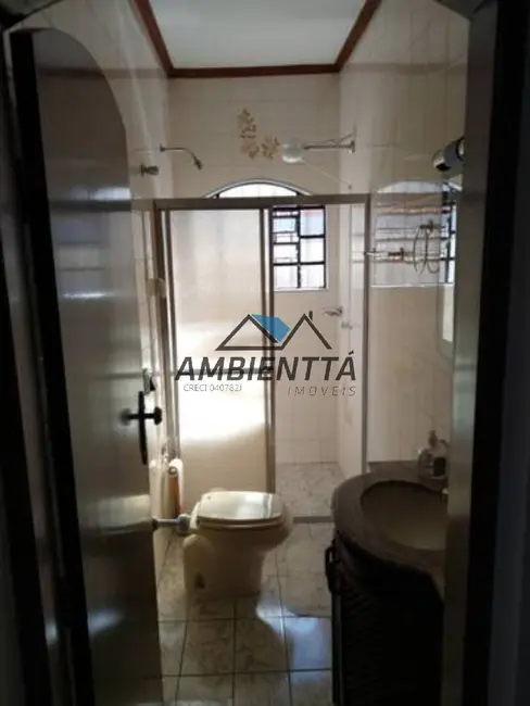 Foto 9 de Sobrado à venda, 230m2 em Balneário Forest, Caraguatatuba - SP