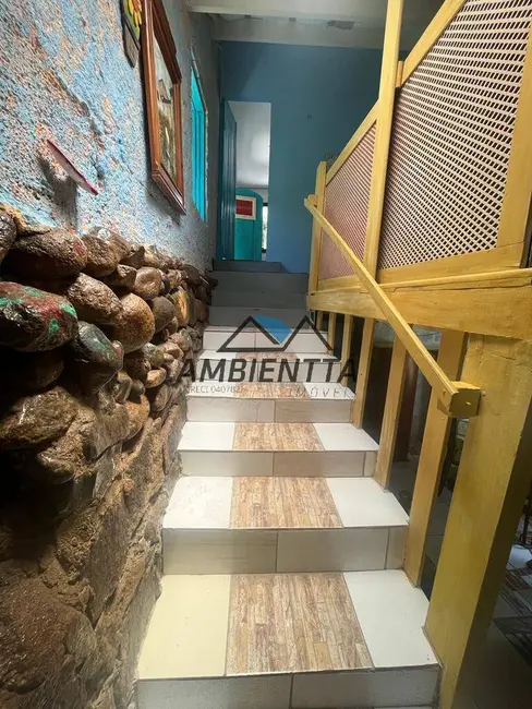 Foto 6 de Casa com 2 quartos à venda, 860m2 em Cidade Jardim, Caraguatatuba - SP