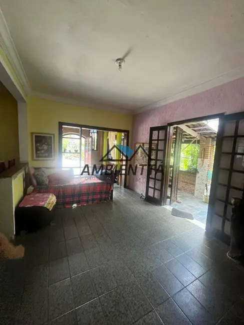 Foto 4 de Casa com 2 quartos à venda, 860m2 em Cidade Jardim, Caraguatatuba - SP