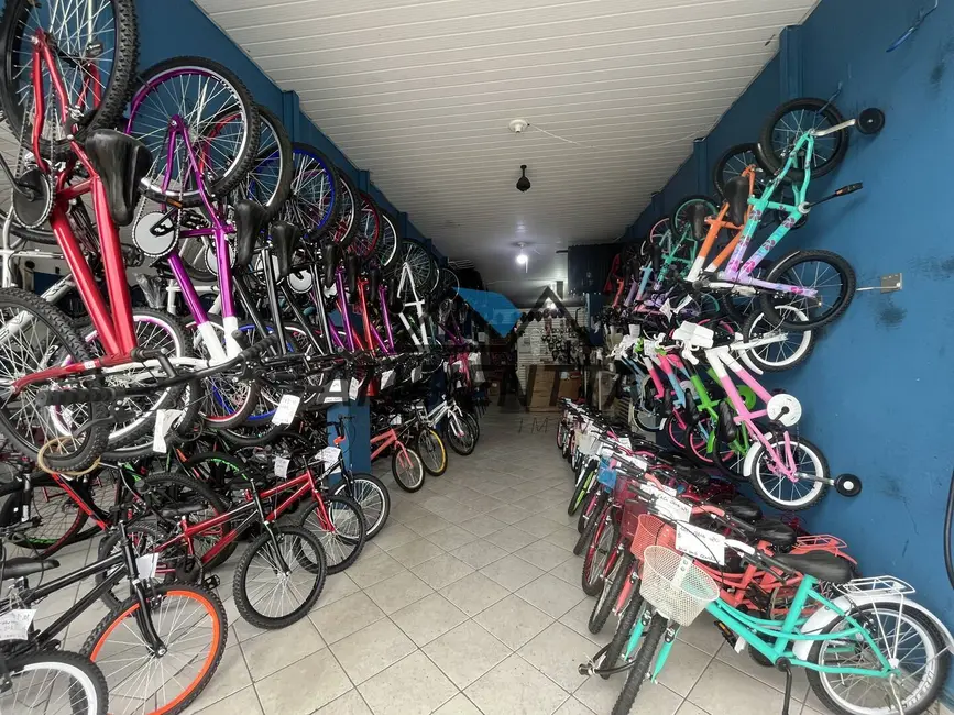 Foto 2 de Sala Comercial à venda e para alugar em Jardim Primavera, Caraguatatuba - SP