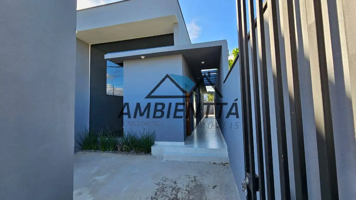 Foto 2 de Casa com 2 quartos à venda, 130m2 em Balneário dos Golfinhos, Caraguatatuba - SP