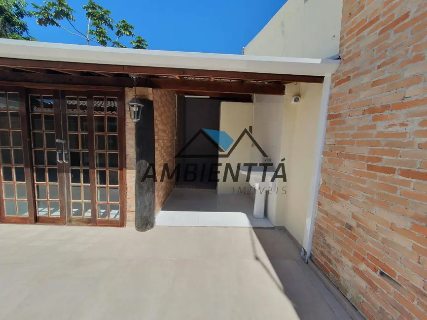 Casa com 3 quartos à venda, 180m2 em Martim de Sá, Caraguatatuba - SP - imagem 3 Foto 3 de Casa com 3 quartos à venda, 180m2 em Martim de Sá, Caraguatatuba - SP