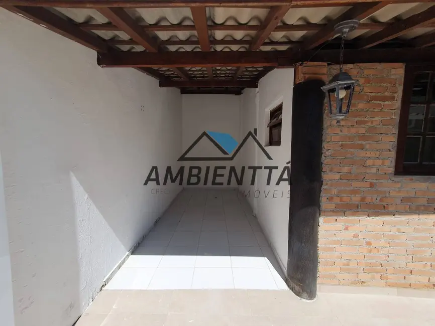 Casa com 3 quartos à venda, 180m2 em Martim de Sá, Caraguatatuba - SP - imagem 4 Foto 4 de Casa com 3 quartos à venda, 180m2 em Martim de Sá, Caraguatatuba - SP