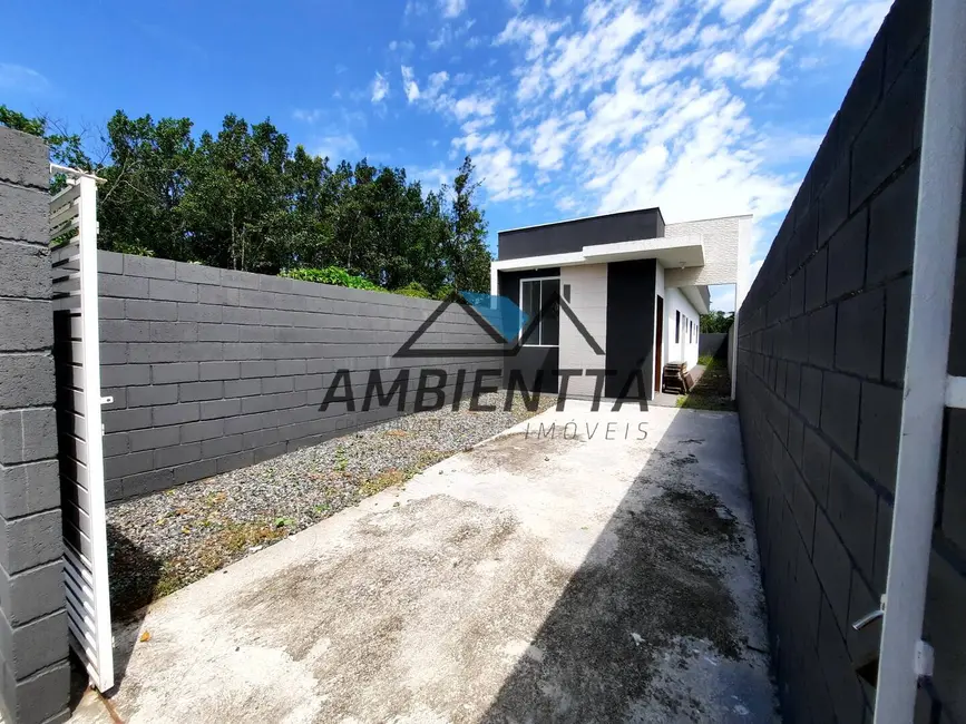 Foto 4 de Casa com 2 quartos à venda, 65m2 em Balneário Recanto do Sol, Caraguatatuba - SP