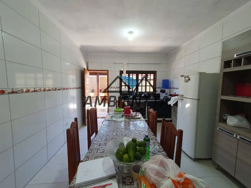 Foto 7 de Casa com 3 quartos à venda, 180m2 em Balneário Mar Azul, Caraguatatuba - SP