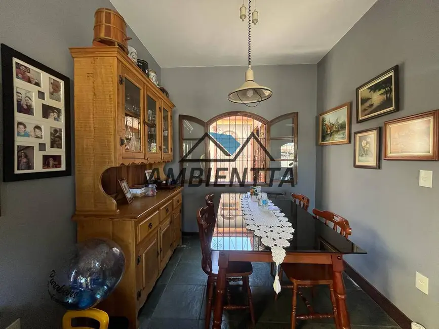 Foto 10 de Sobrado à venda em Caputera, Caraguatatuba - SP