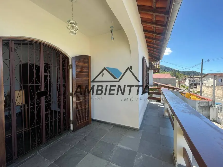 Foto 28 de Sobrado à venda em Caputera, Caraguatatuba - SP