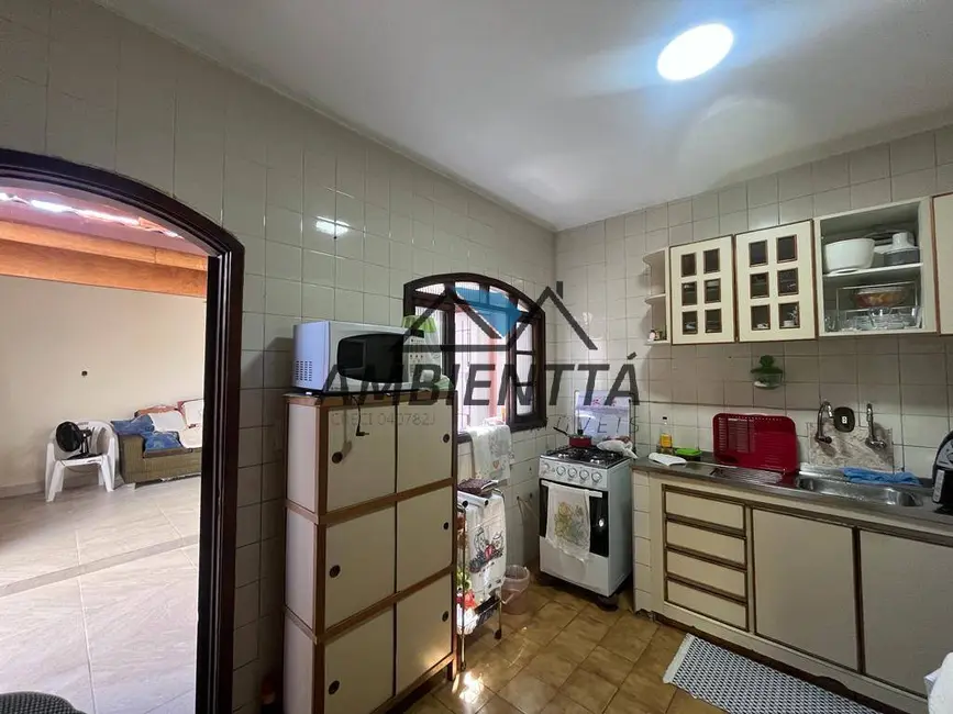 Foto 9 de Sobrado à venda em Caputera, Caraguatatuba - SP