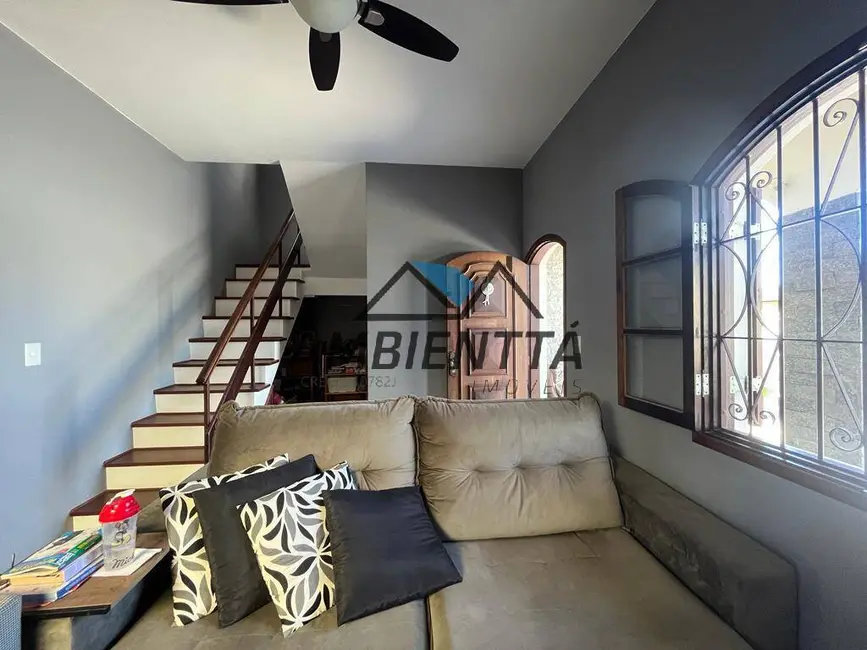 Foto 13 de Sobrado à venda em Caputera, Caraguatatuba - SP