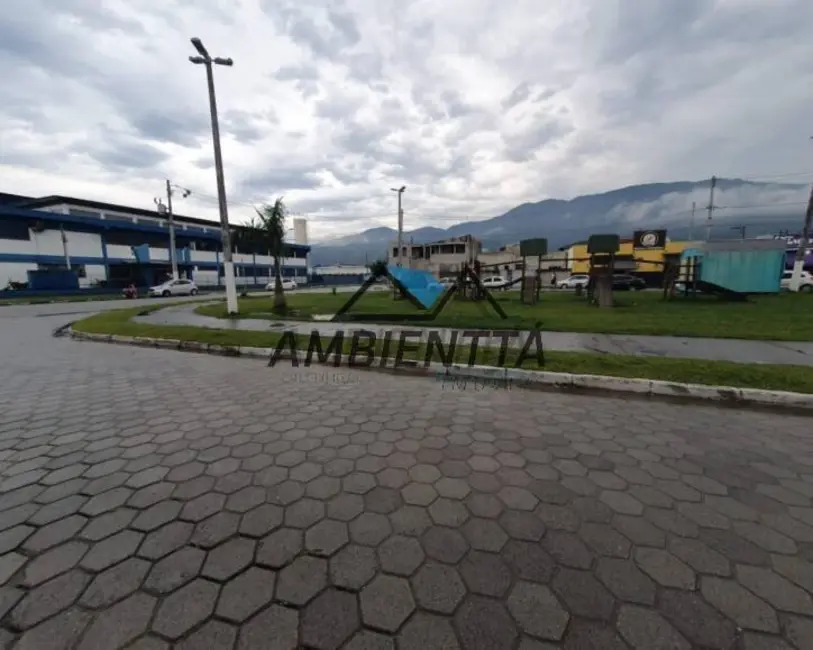 Foto 1 de Sala Comercial para alugar, 18m2 em Perequê Mirim, Caraguatatuba - SP