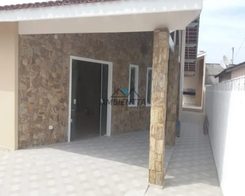 Casa com 4 quartos à venda, 360m2 em Pontal de Santa Marina, Caraguatatuba - SP - imagem 3 Foto 3 de Casa com 4 quartos à venda, 360m2 em Pontal de Santa Marina, Caraguatatuba - SP