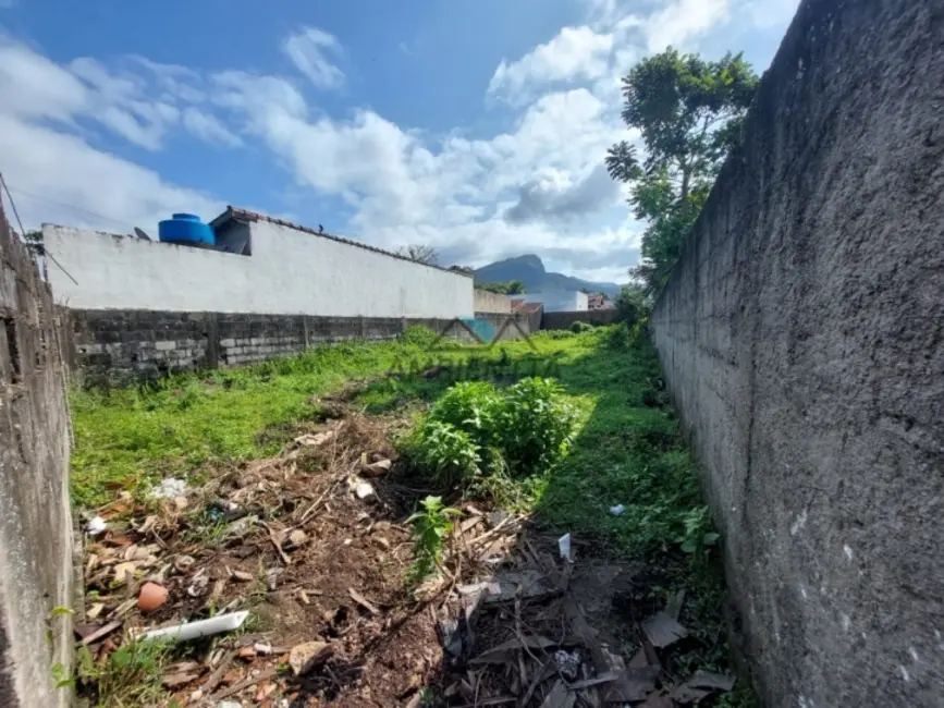 Foto 3 de Terreno / Lote à venda, 377m2 em Poiares, Caraguatatuba - SP