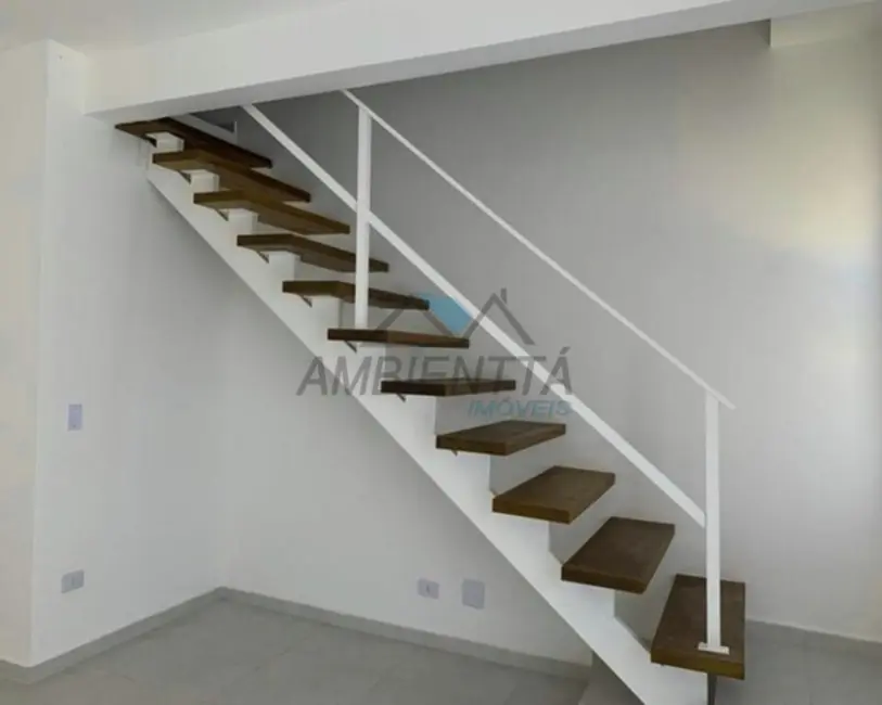 Foto 7 de Sobrado com 2 quartos à venda, 81m2 em Balneário Gardem Mar, Caraguatatuba - SP