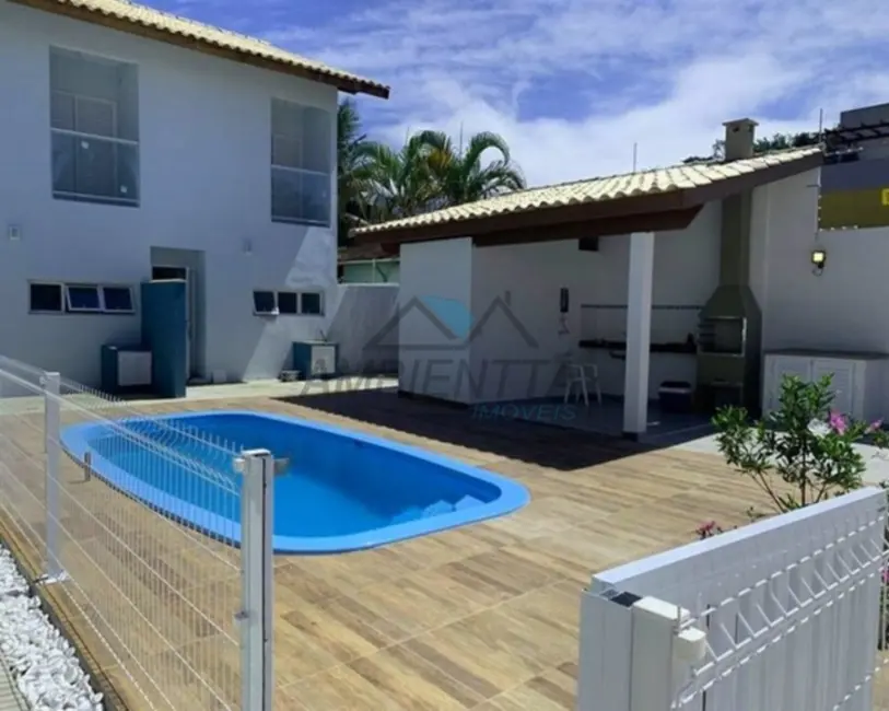 Foto 3 de Sobrado com 2 quartos à venda, 81m2 em Balneário Gardem Mar, Caraguatatuba - SP
