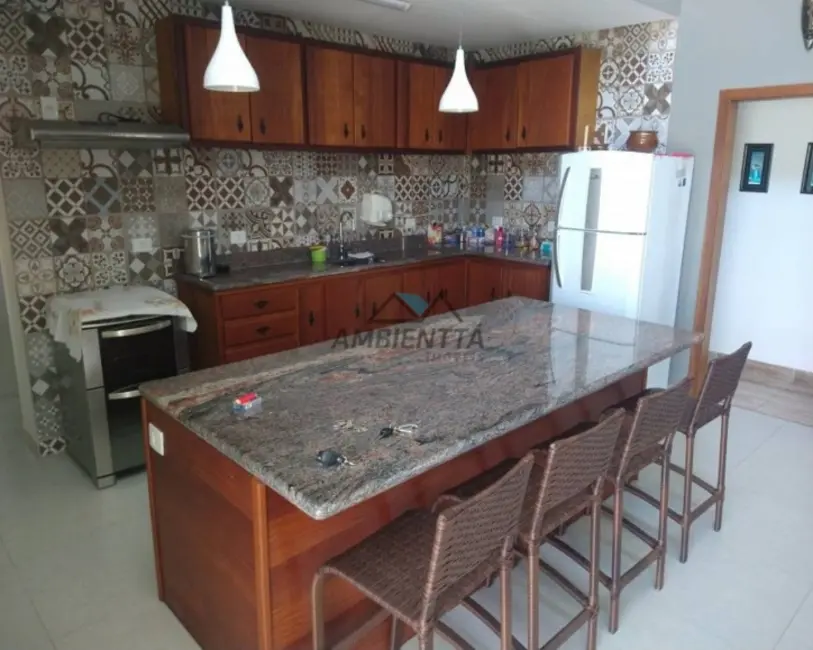 Foto 8 de Sobrado com 6 quartos à venda, 300m2 em Praia das Palmeiras, Caraguatatuba - SP